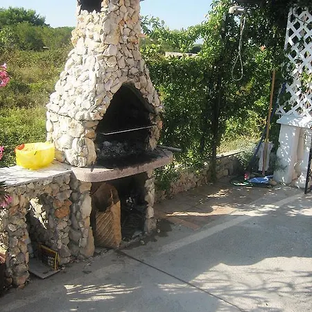 Luki Apartment