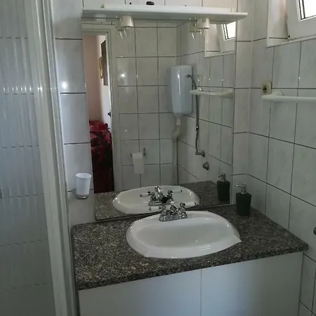 Luki Apartment *